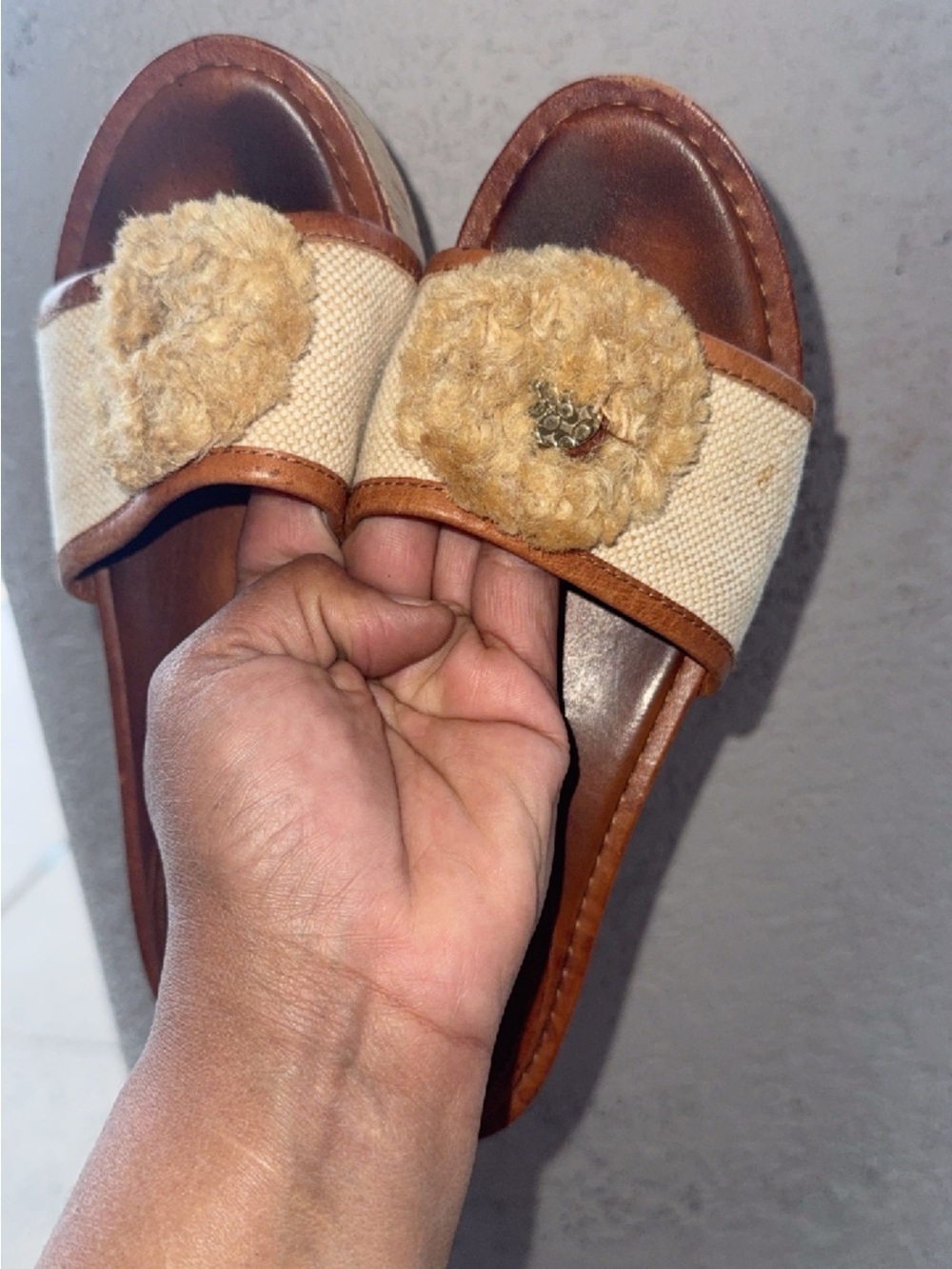 Vintage COACH Tan Pom Slide Sandals - Picture 3 of 4